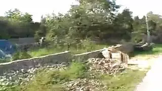 مشهد إباحي: الشقراء تسيطر على فتاة ممتلئة واقفة في جنس جامح