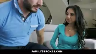 عمة مثيرة تدفع ابن أخيها لعمل xxx عنيف