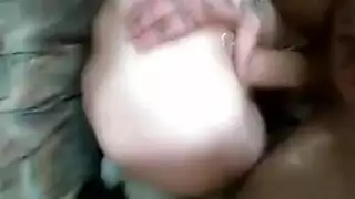 ارضع صدر جدتي واخرج منه حليب