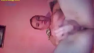 عروض عاهرية قذرة: المومسات تأخذ زبًا من أجل متعة النساء