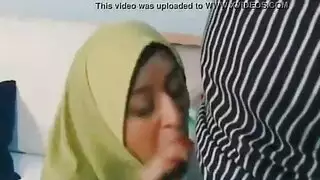 مراهقات عربيات في بورن ثلاثي ساخن