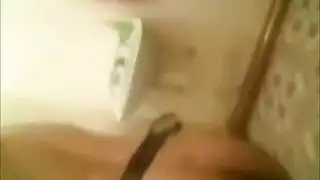 شباب سعوديون ساخنون يمارسون الجنس بعنف في مجموعة أفلام إباحية