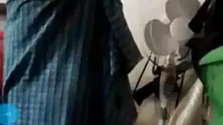 تسريب شريط جنسي حار لزوجين عربيين من الهاتف