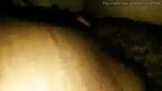 مؤخرة فقاعية كبيرة تأخذ عضوًا ضخمًا في جنس عنيف