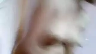 هاردكور هندي: مص الزب قبل الركوب