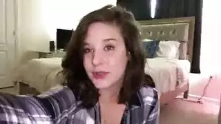 الفتاة الجذابة تريد عمل اختراق مزدوج جامح