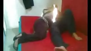 كشف الحجاب من أجل جلسة ضرب عميقة