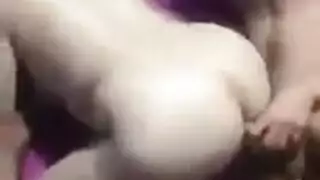 جماع جماعي خشن: شابان يملآن فتحات فتاة عربية مثارة