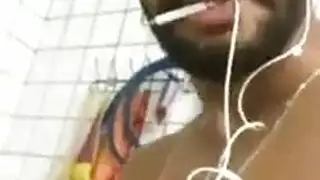 غريب أسود ساخن يضرب عبر ثقب المجد