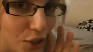 قضيب ضخم بدون أوراق: نيك شرجي خشن وهروب نظيف