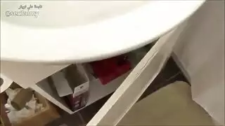 حياة أخ المزدوجة في الأفلام الإباحية تنتهي بدفع عميق وقذف داخلي