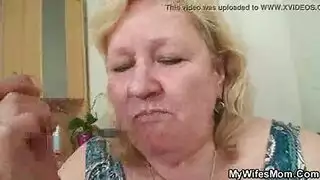 بنات في جنس سحاقي ساخن مع مص وجماع