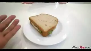 السمراء الغادرة نينا إيلي تُملأ بالسائل المنوي