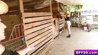 نموذج فتاة مزرعة