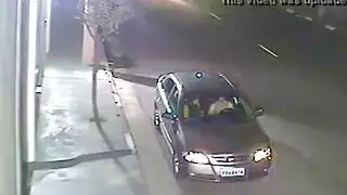 إباحية في كابينة القياس – فعل جنسي خفي