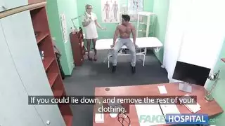 الدكتورة والممرضة والحامل