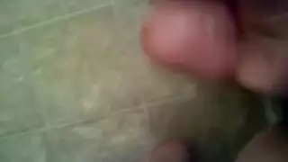 الاستمناء الملتهب و الزب الساخن الذي يقذف المني بكل قوة