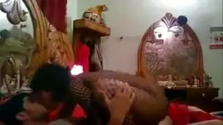 رجل عراقي وعاهرة يهيجان في جلسة نيك صريحة