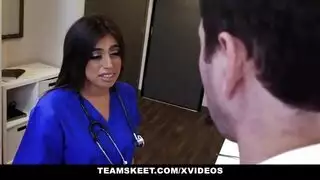 نيك بزاز ممرضة ساخنة بحجم دبل دي في مقطع إكس إكس إكس صريح