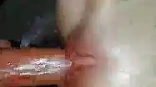 مشهد عذراء إكس إكس إكس: كس يتمزق في أول نيك عنيف