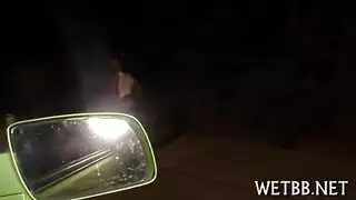 وصاخبة بذيء