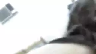 فتاة تستمنى امام الكاميار