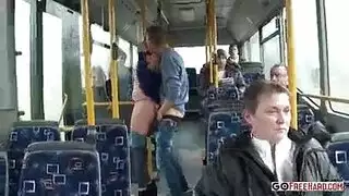 التحرش في اليابان في الباص النقل الجماعي سكس نيك