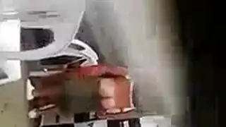 نيك شخصية الأم: مشهد إباحي صريح مترجم للعربية