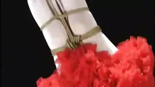 وسيم لبناني يمارس الجنس بعنف في فيلم إباحي صريح