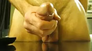 استمنِ لمجموعتنا من الحكايات الإباحية المصورة