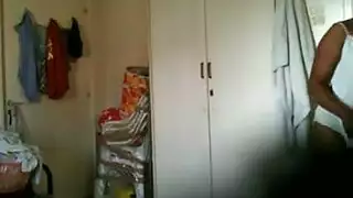 جنس الحيوان: كلب يضرب فرج أنثى راضية