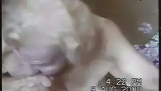 بكاكي عراقي للجدة: عاهرات مسنات مغطاة بالسائل المنوي