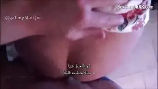 الأم المشبقة تأخذ عذرية ابنها في مشهد صريح