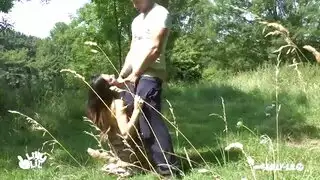 إباحية غابية مجهولة: نيك فم خشن وقذف داخلي