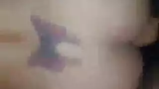 مراهقه ليبيه صغيره جدا تخلع ملابسها في الحمام