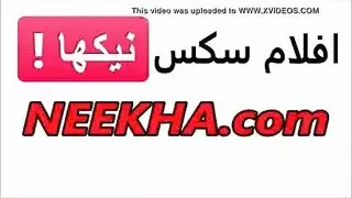 حورية شرقية تتوسل لحركة جنسية صريحة في فيلم إباحي