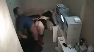 مشهد بورنو على سلم عام