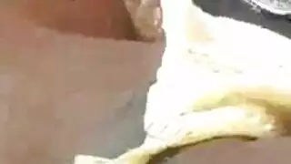 حفلة جنس خارجية: ثدي على الوجه وفعل صريح