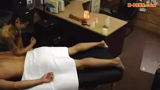 كاميرا تجسس إباحية: آسيوية مغراة تمارس الجنس من منظور الشخص الأول