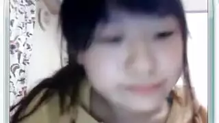 بورن ويب: شاب منفرد بقضيب وحشي يضخ السائل المنوي