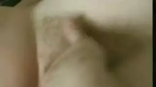 مصريه تعرض كسها وهي تتكلم كلام إباحي لحبيبها