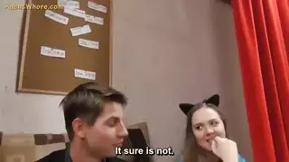 خدمة مسح المؤخرة الحميمة للشاب الوسيم