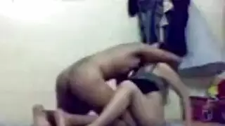 جماع جماعي عربي رومانسي: حركة حارة عراقية ومصرية