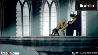 لعبة إيروتيكية تتحول إلى نيك جماعي للأخوات