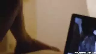 الزوج الشاب يبقى في فندق حيث هي مصور شاب الذي لديه العقل الكامل من الانحراف الجنسي