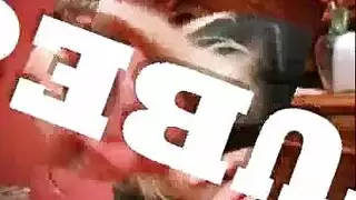 معلمة كبيرة الصدر تُنكح بقوة على مكتب المدرسة