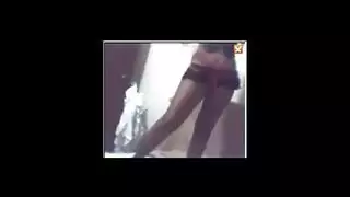 استعراض قضيب في شارع