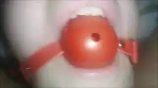 لعبة ذاتية خشنة: فتاة مصرية تضرب فرجها وتصرخ من اللذة