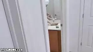 قصص سكس محارم كيف اصبحت شرموطة من زنا المحارم الي الشرمطة