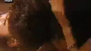 ويندي آمور وصديقتها في إيلاج مزدوج شرجي ومهبلي